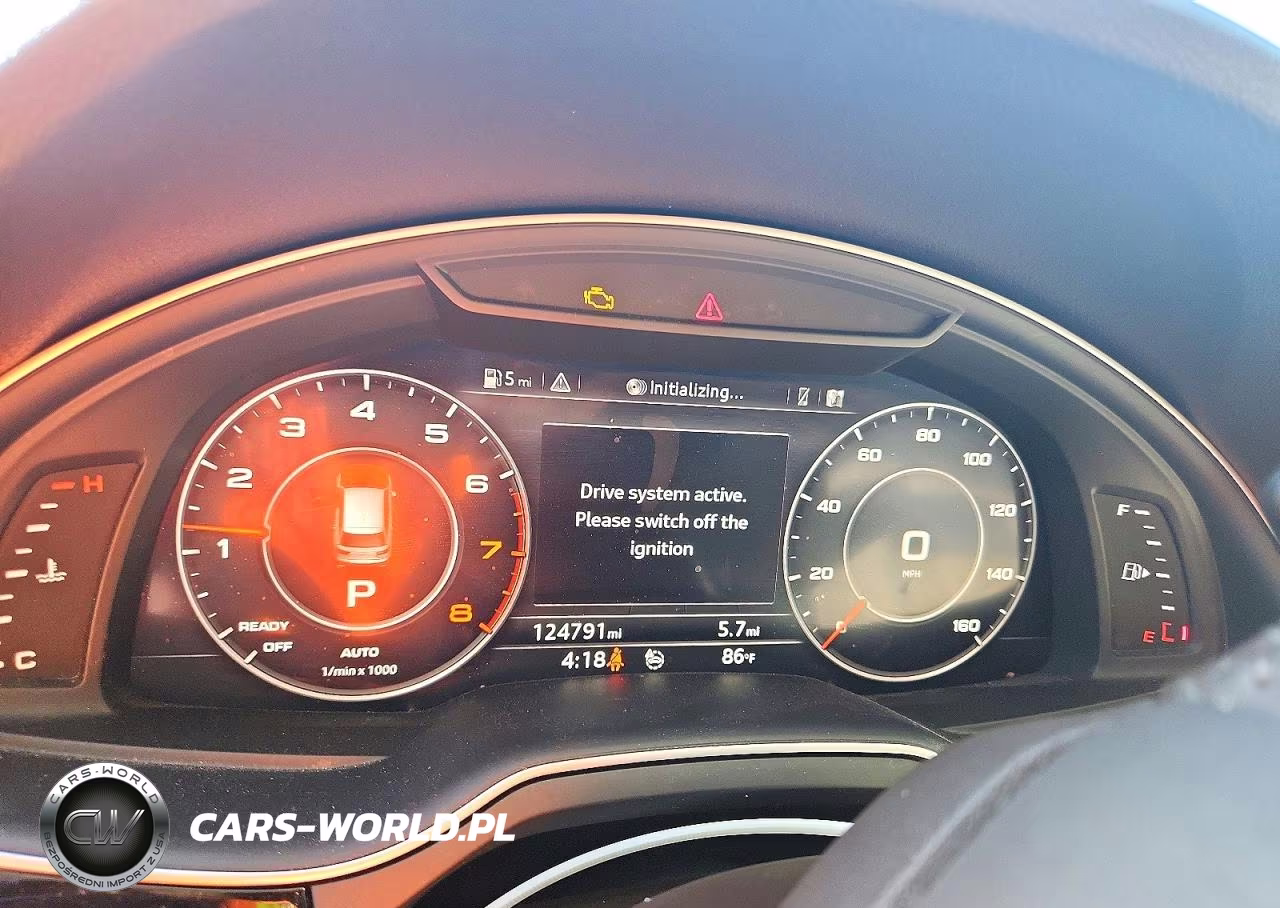 2018 Audi Q7 Premium Plus VIN:WA1LAAF79JD007182 - 9