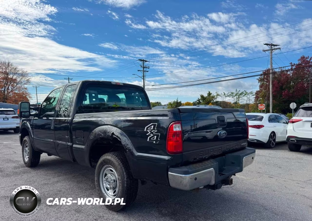 2014 Ford F250 Super Duty VIN:1FT7X2B65EEB72347 - 4