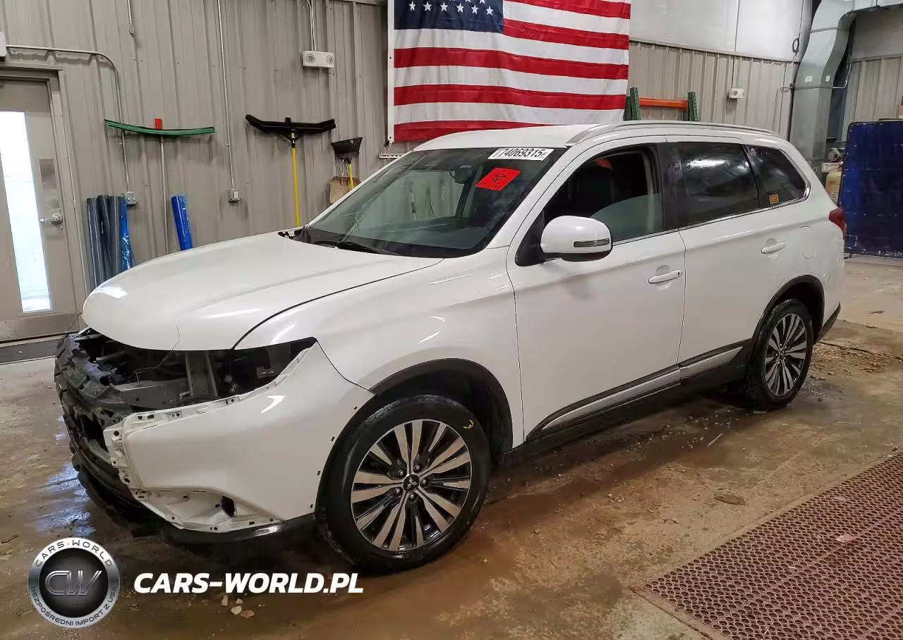 2020 Mitsubishi Outlander Se