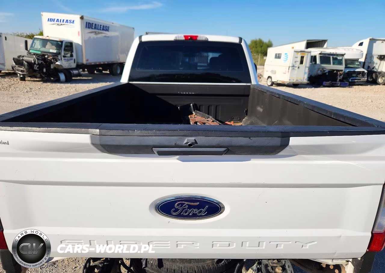 2019 Ford F350 Super Duty VIN:1FT8W3BT3KEG71050 - 10