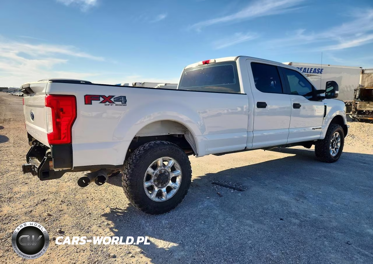 2019 Ford F350 Super Duty VIN:1FT8W3BT3KEG71050 - 3