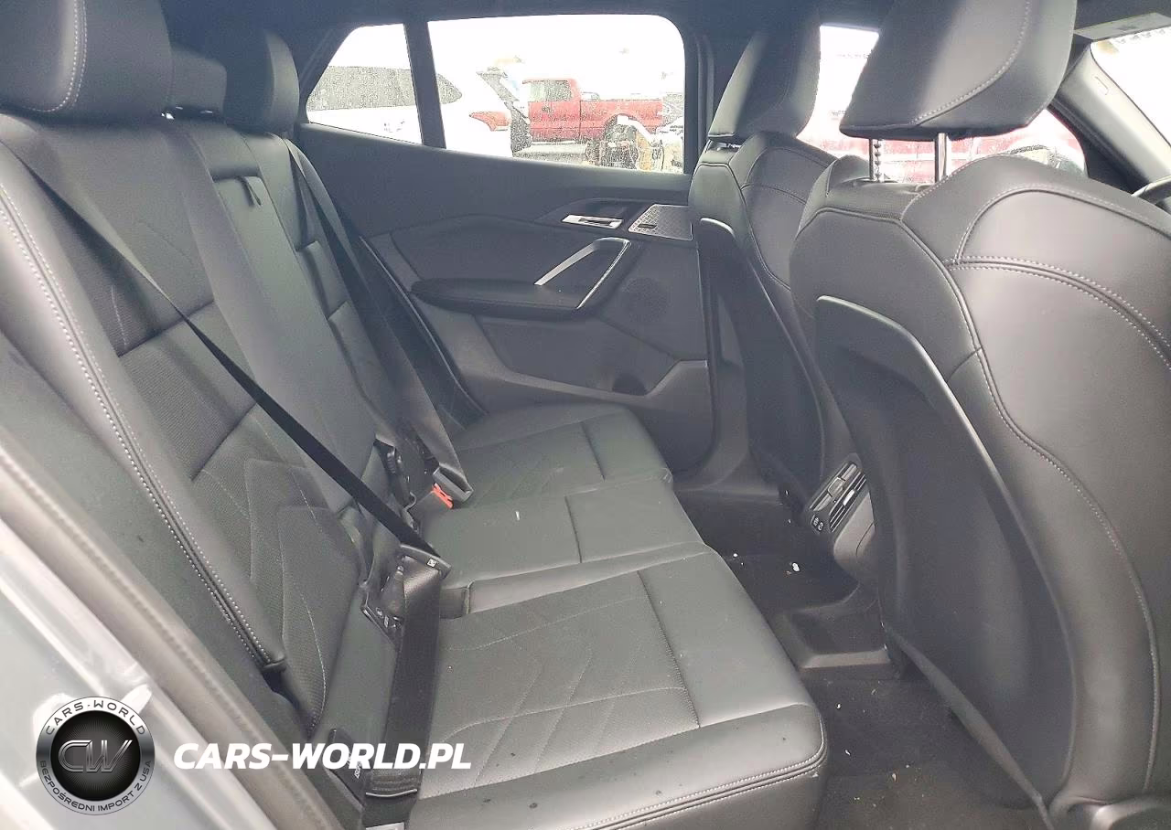 2025 BMW X2 xDrive28I VIN:WBX63GM04S5217001 - 10
