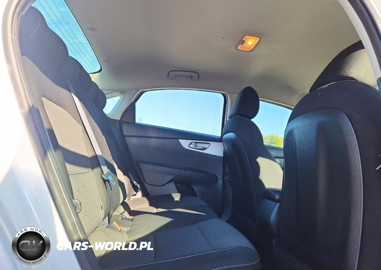 2023 Kia Forte Lxs VIN:3KPF24AD6PE578019 - 10