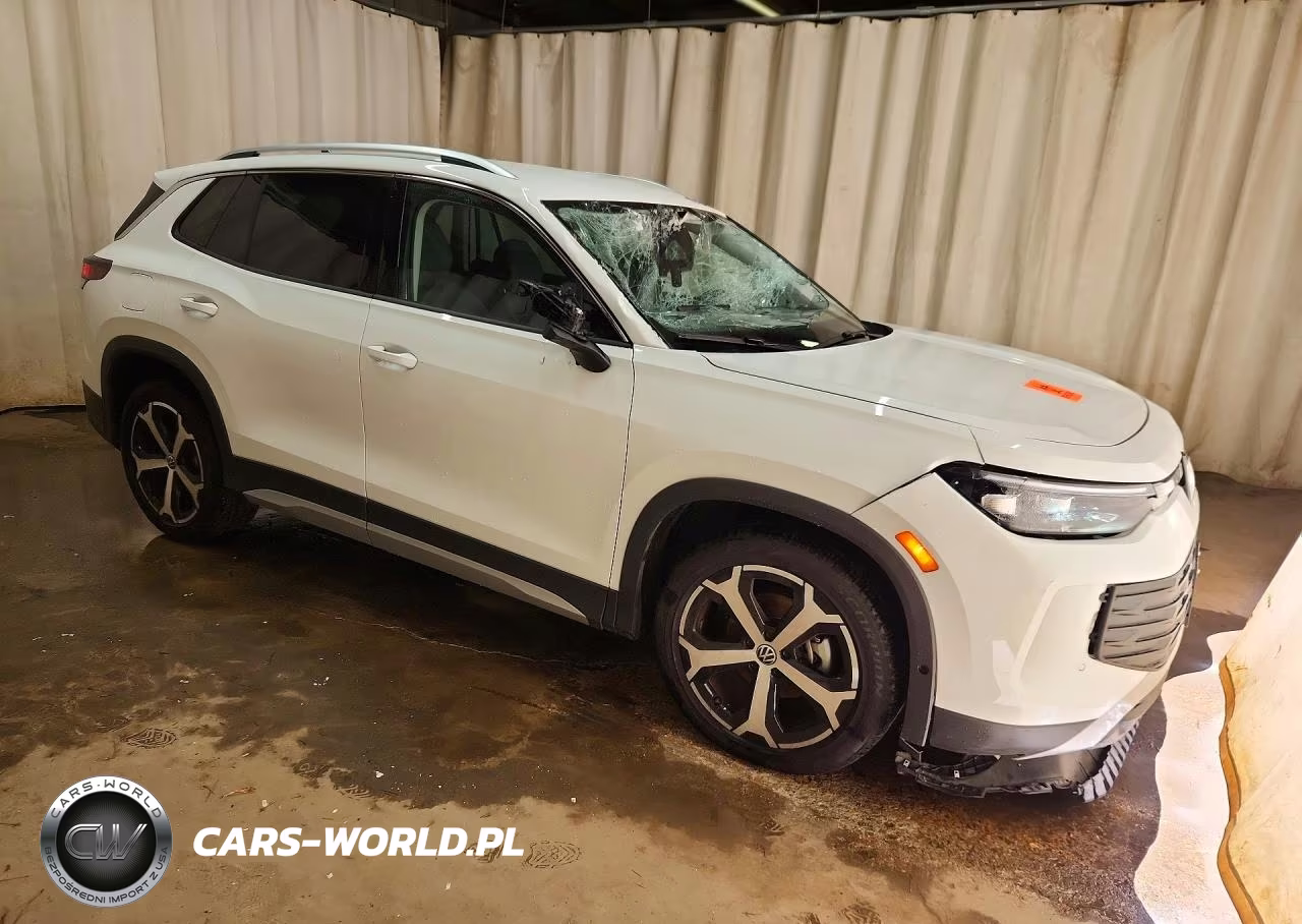 2026 Volkswagen Tiguan Se VIN:3VVFR7RM8TM050212 - 4