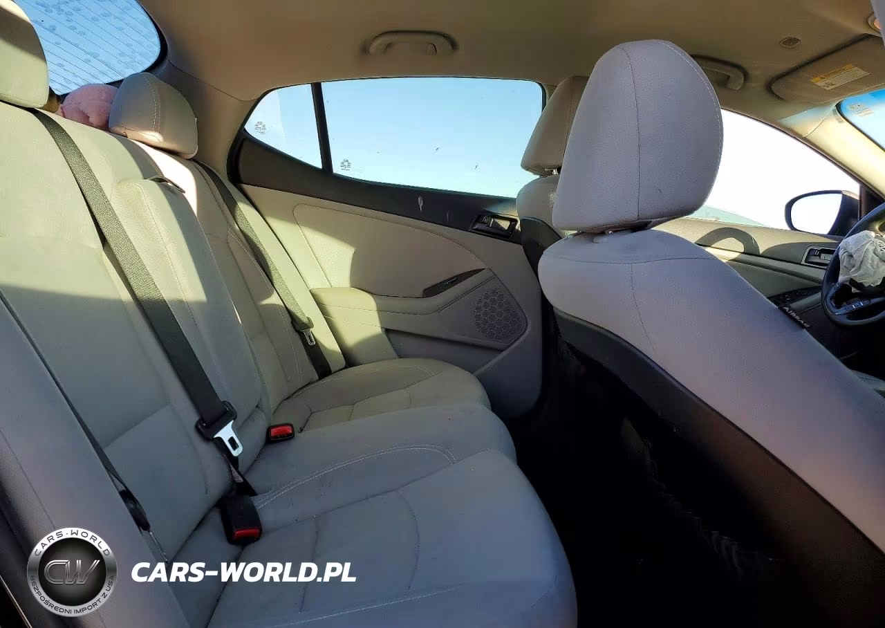 2013 Kia Optima VIN:5XXGM4A76DG203744 - 10