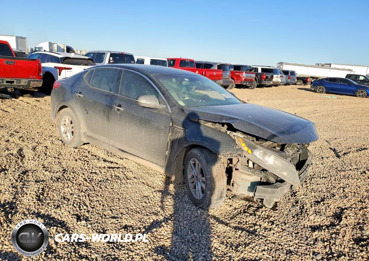 2013 Kia Optima VIN:5XXGM4A76DG203744 - 4