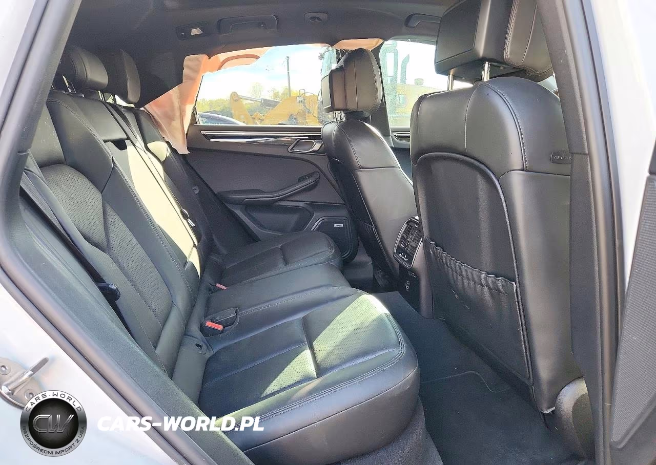 2022 Porsche Macan VIN:WP1AA2A59NLB03509 - 11