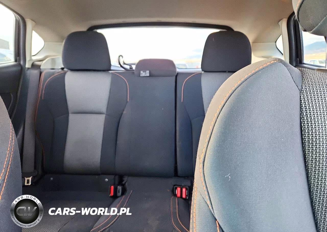 2019 Subaru Crosstrek Premium VIN:JF2GTACC9K8324782 - 10