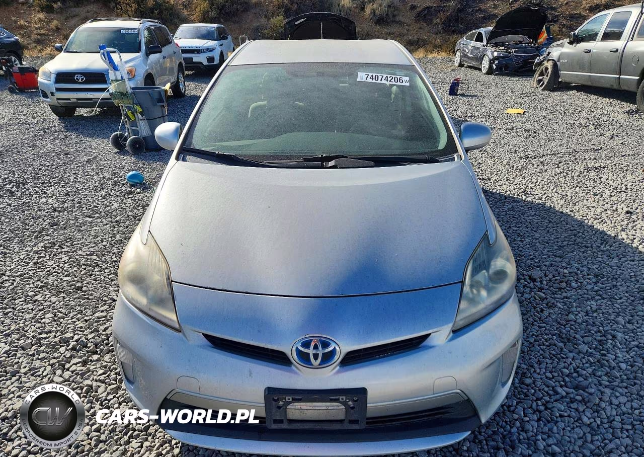 2014 Toyota Prius Plug-In Hybrid Base VIN:JTDKN3DP2E3052240 - 5