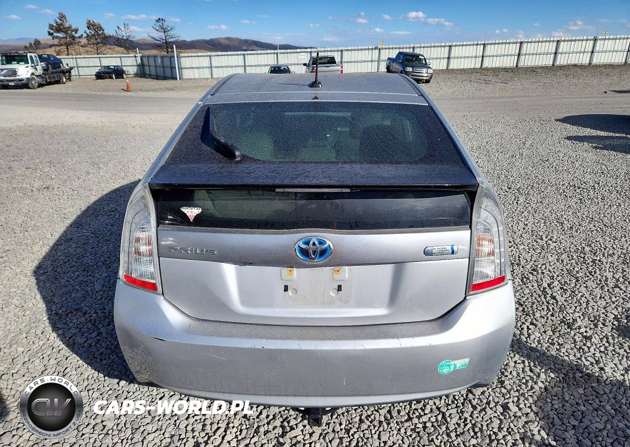 2014 Toyota Prius Plug-In Hybrid Base VIN:JTDKN3DP2E3052240 - 6