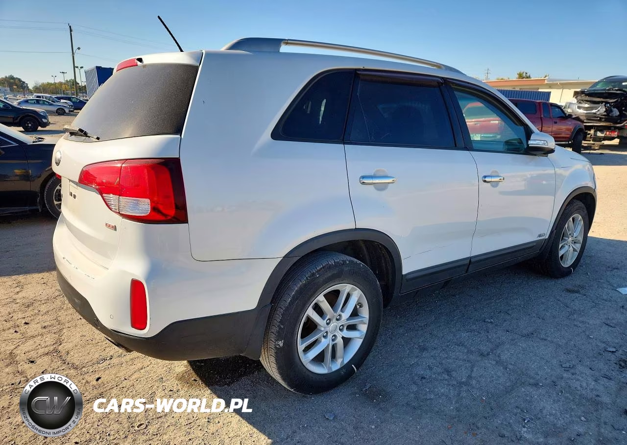 2014 Kia Sorento Lx VIN:5XYKTDA73EG461763 - 3