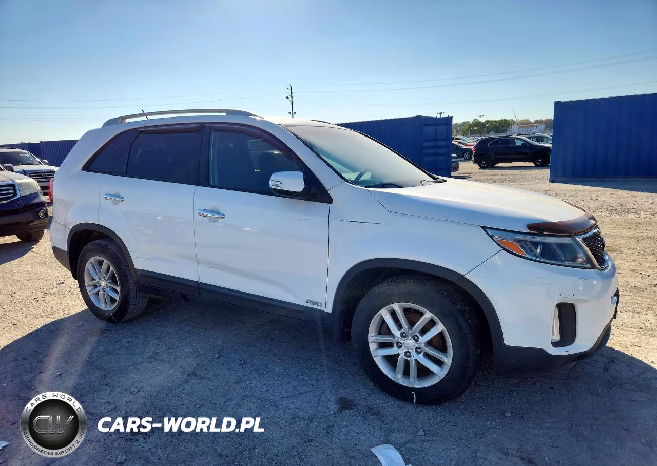 2014 Kia Sorento Lx VIN:5XYKTDA73EG461763 - 4