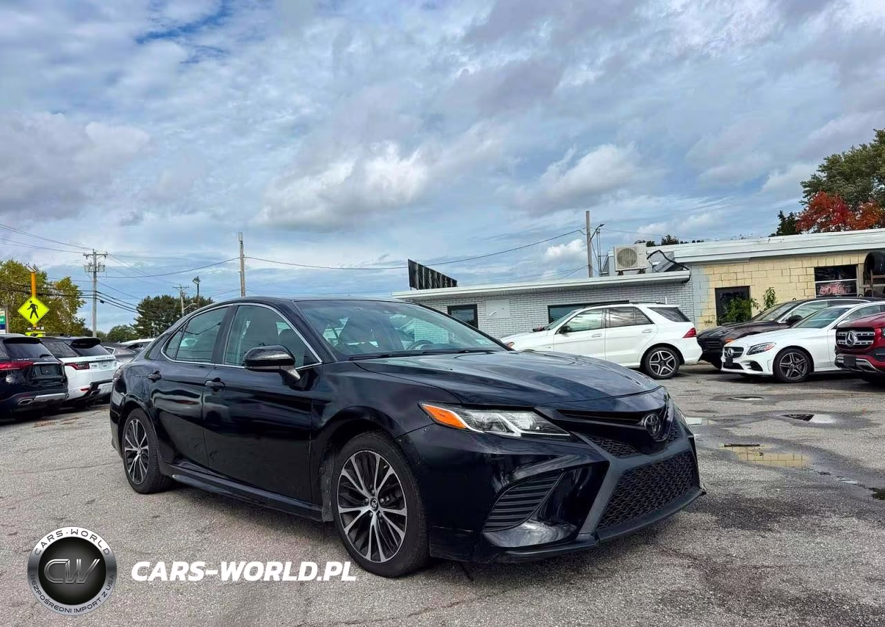 2019 Toyota Camry Se – zdjęcie 1 z 10