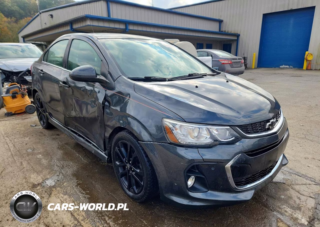 2018 Chevrolet Sonic Lt VIN:1G1JD5SBXJ4106639 - 4