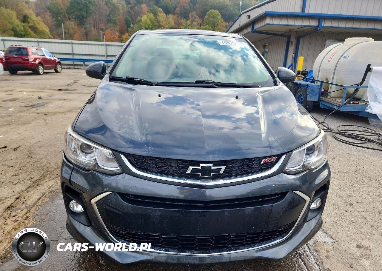 2018 Chevrolet Sonic Lt VIN:1G1JD5SBXJ4106639 - 5