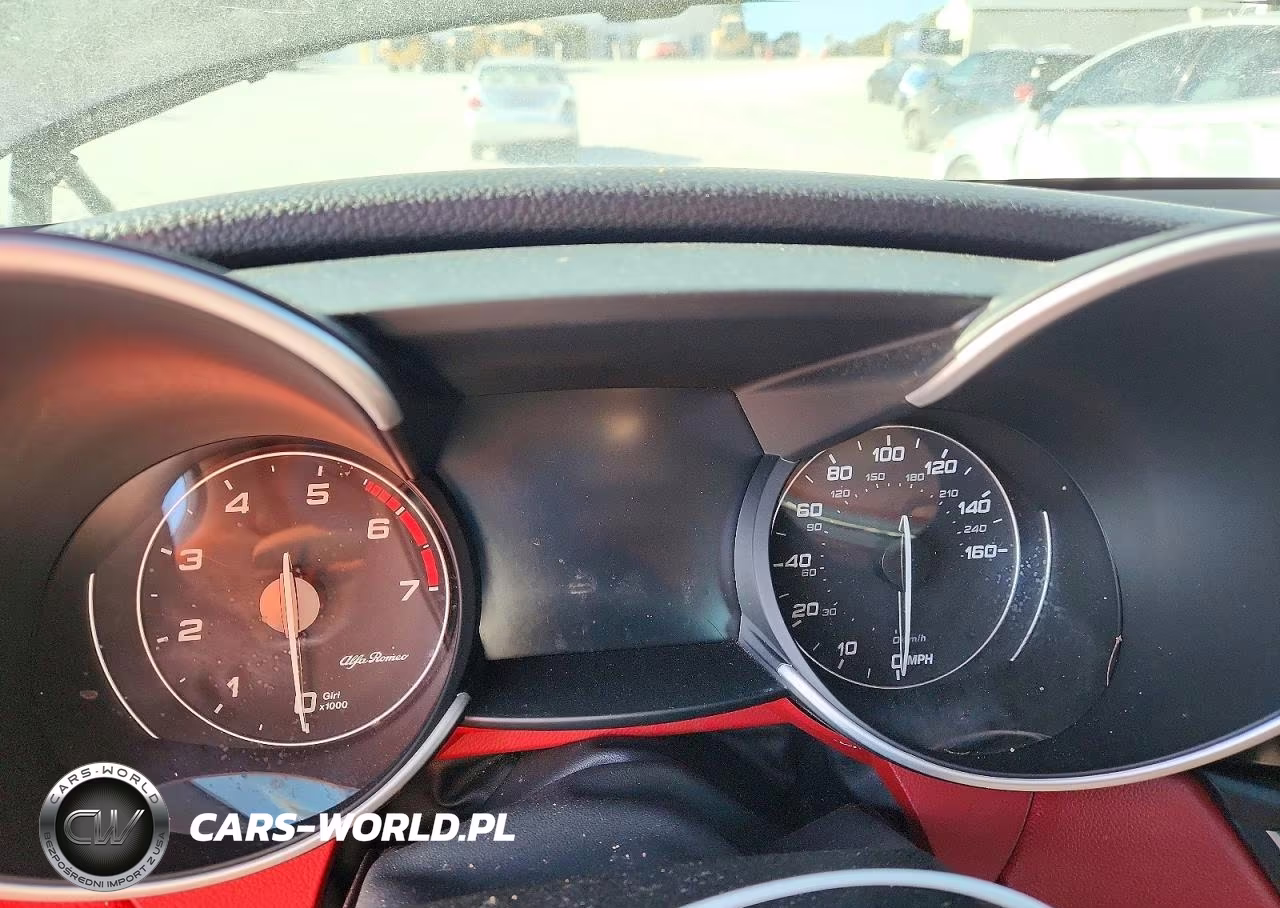 2019 Alfa Romeo Giulia VIN:ZARFAMAN3K7616218 - 9