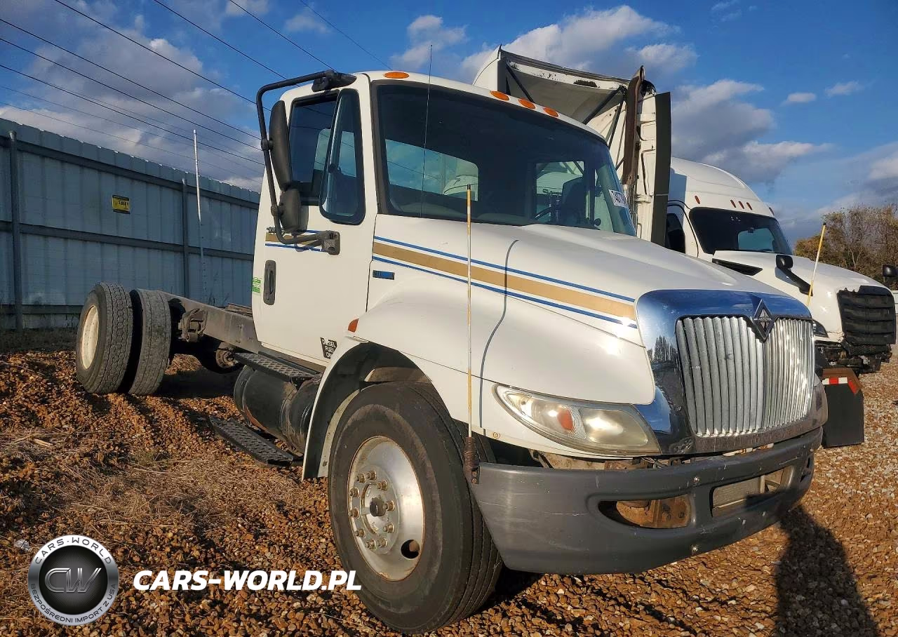 2010 International Ma065 Truck Cab & Chassis VIN:1HTJTSKL3AH250093 - 4