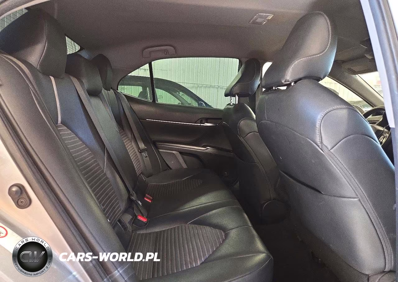 2019 Toyota Camry Se VIN:4T1B11HK9KU227972 - 10