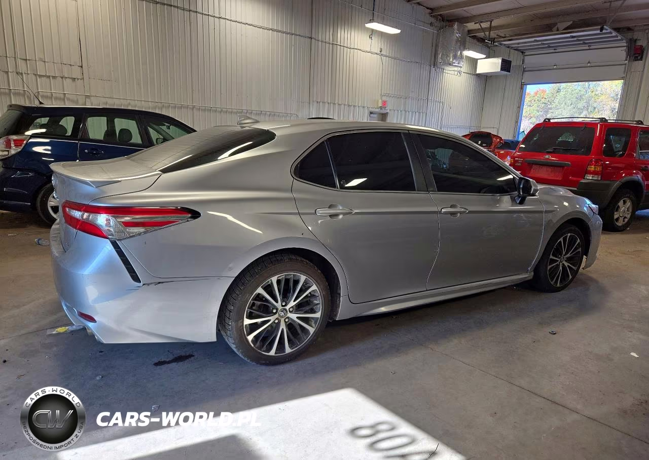 2019 Toyota Camry Se VIN:4T1B11HK9KU227972 - 3