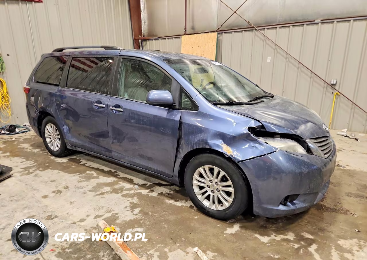 2015 Toyota Sienna Xle VIN:5TDYK3DC4FS575565 - 4