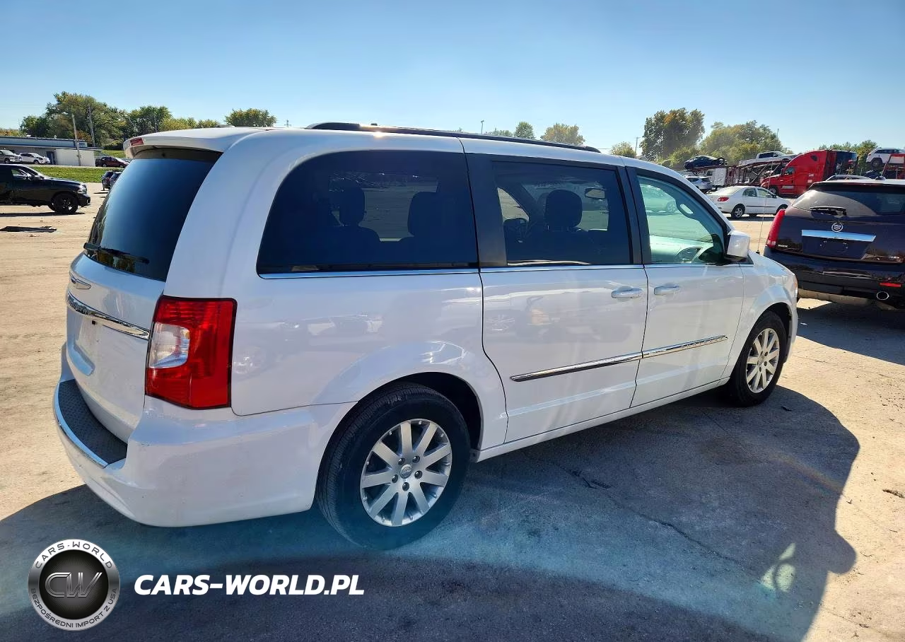 2014 Chrysler Town & Country Touring VIN:2C4RC1BG8ER317455 - 3