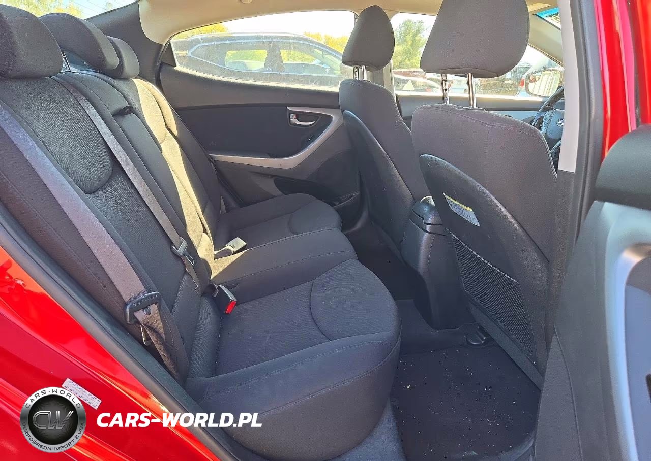 2016 Hyundai Elantra Value Edition VIN:KMHDH4AE3GU584999 - 10