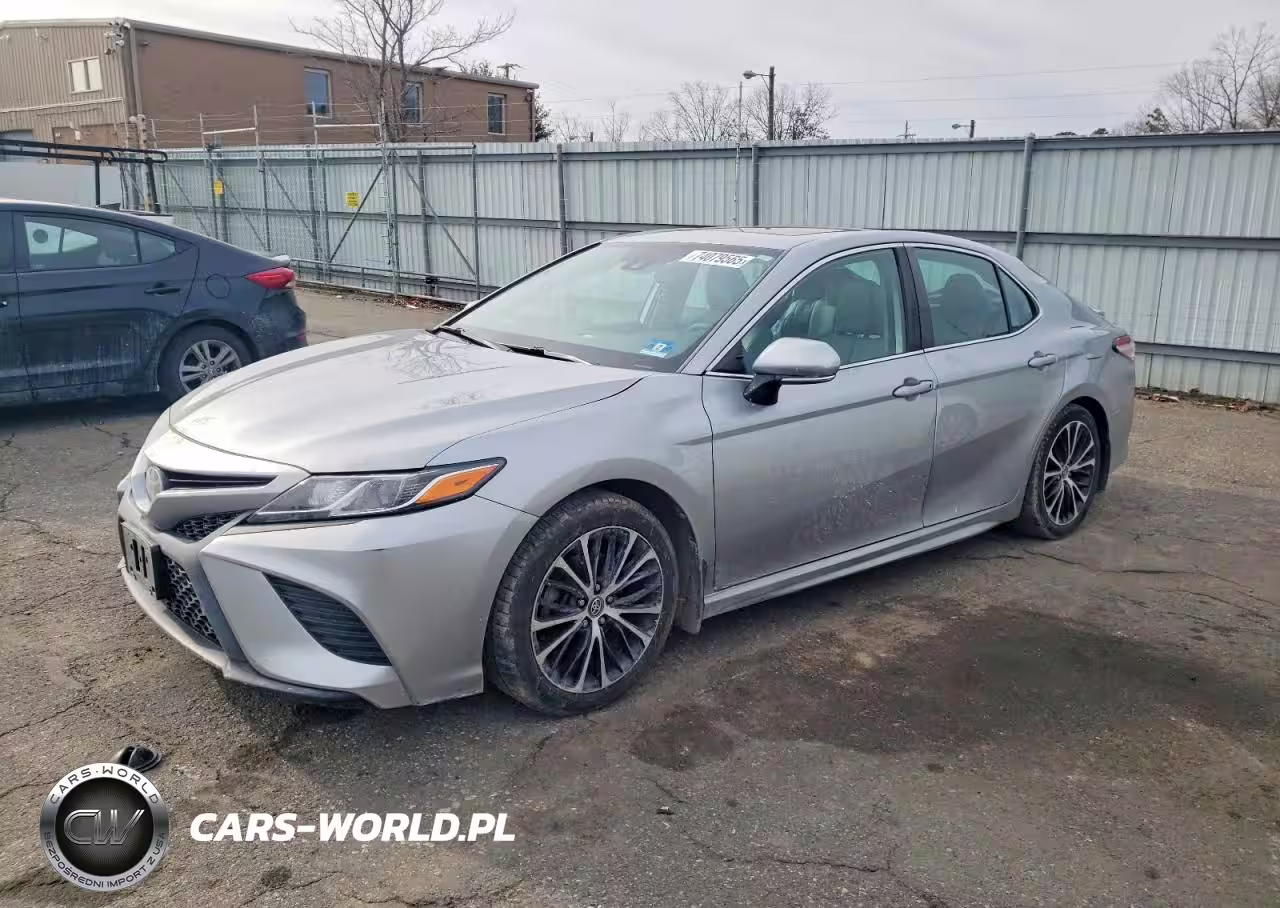 2020 Toyota Camry Se
