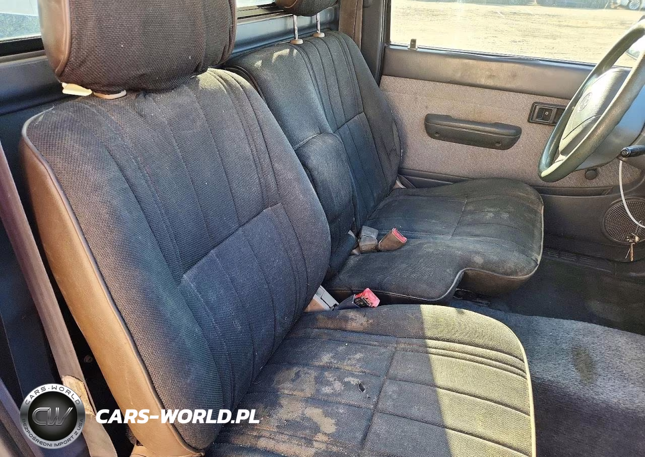 1995 Toyota Tacoma Base VIN:4TAUN41B6SZ039079 - 10