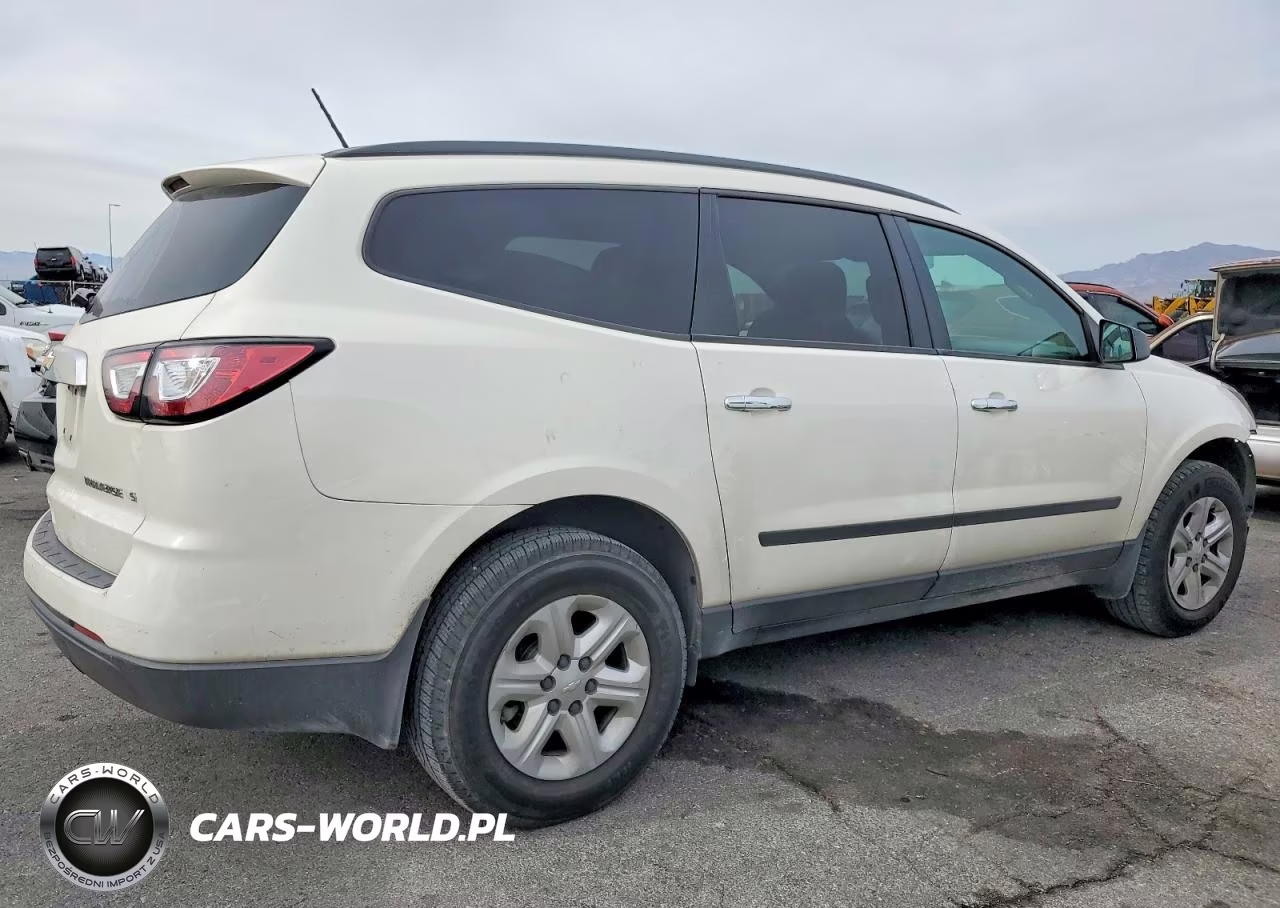 2014 Chevrolet Traverse Ls VIN:1GNKRFED3EJ167670 - 3