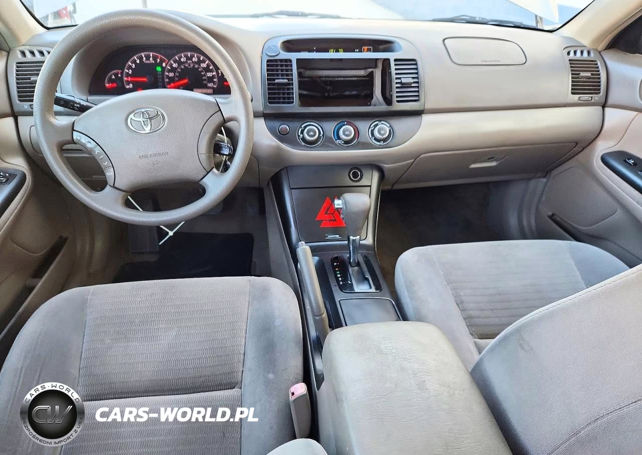 2005 Toyota Camry Le VIN:4T1BE30KX5U075068 - 8
