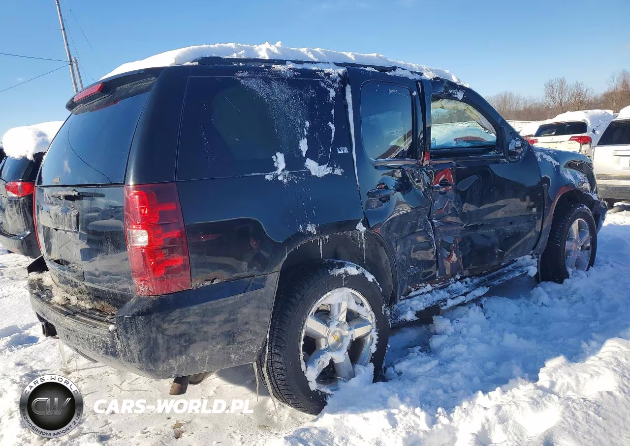 2007 Chevrolet Tahoe K1500 VIN:1GNFK13077R125631 - 3