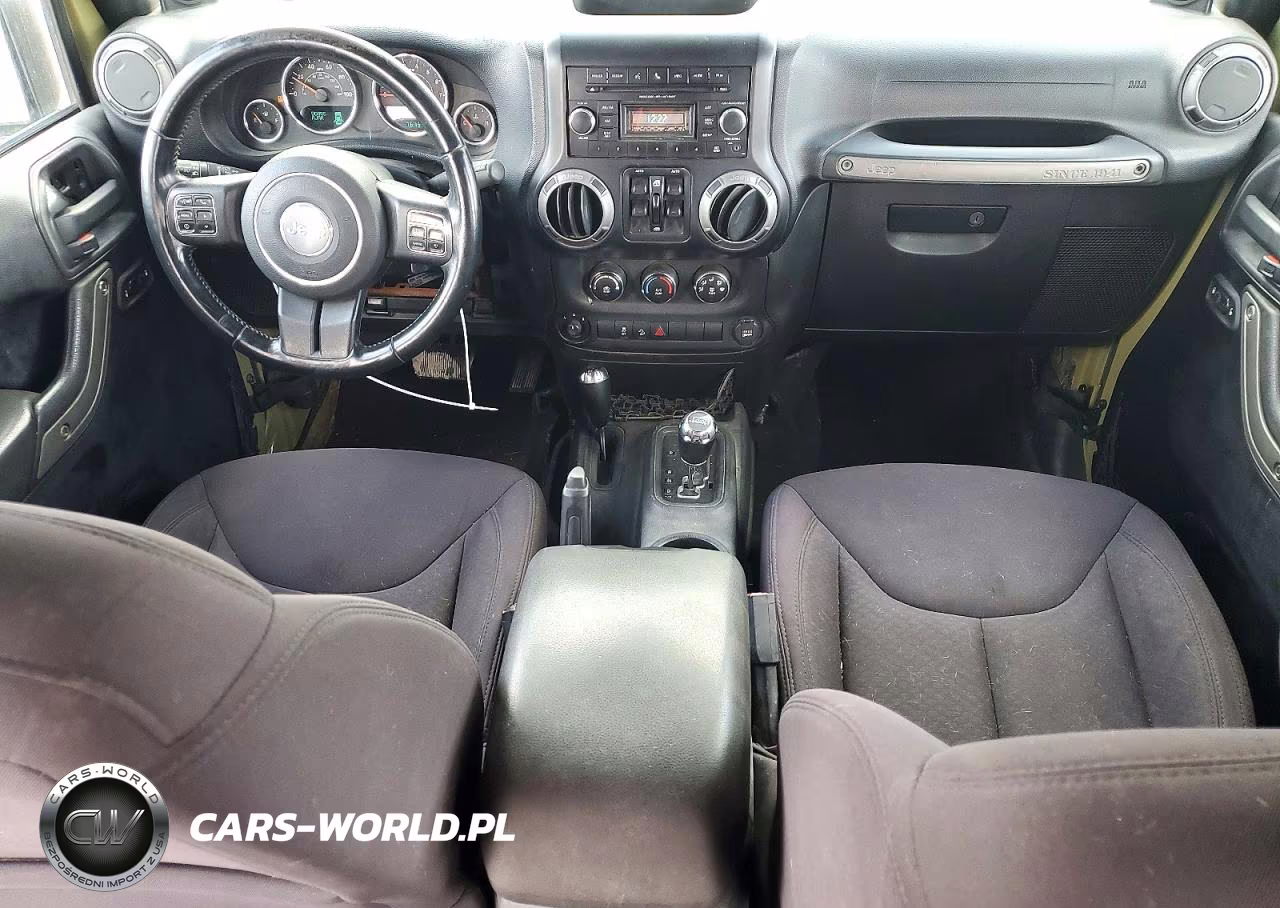 2013 Jeep Wrangler Unlimited Sport VIN:1C4BJWDG4DL627336 - 8