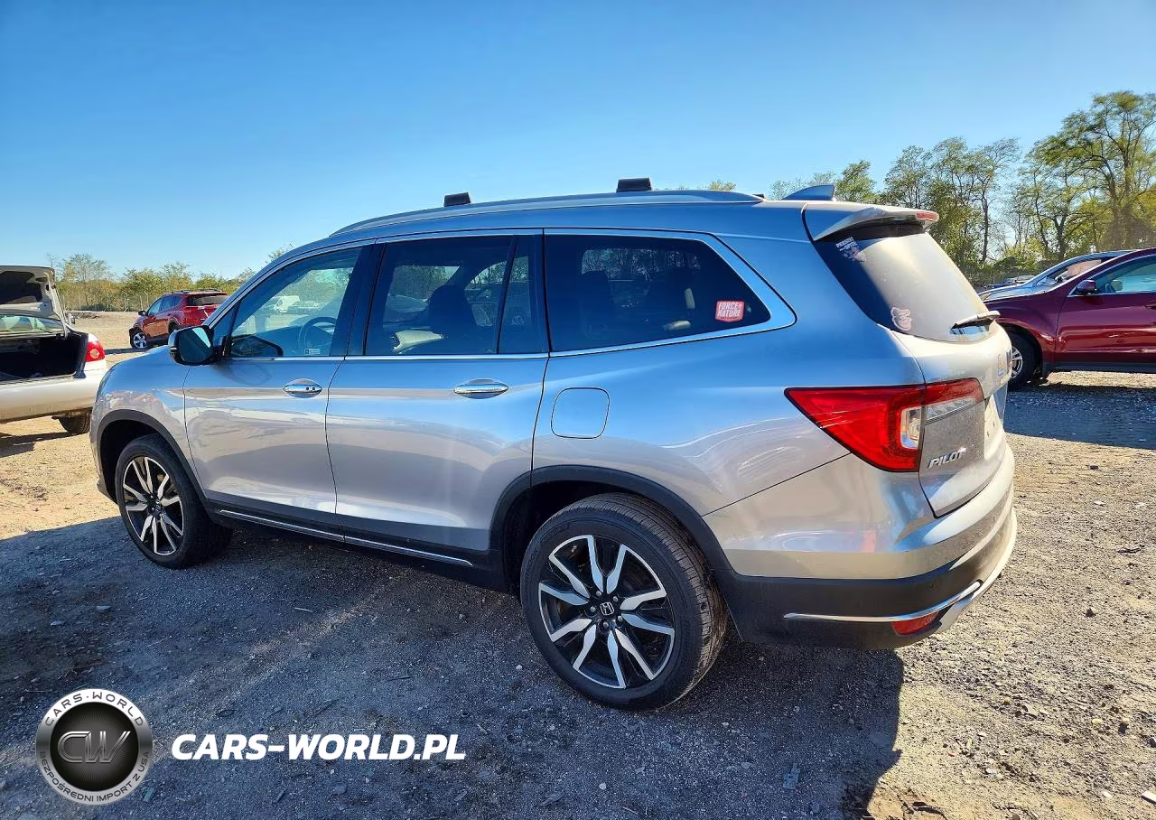 2019 Honda Pilot Touring VIN:5FNYF6H65KB001954 - 2