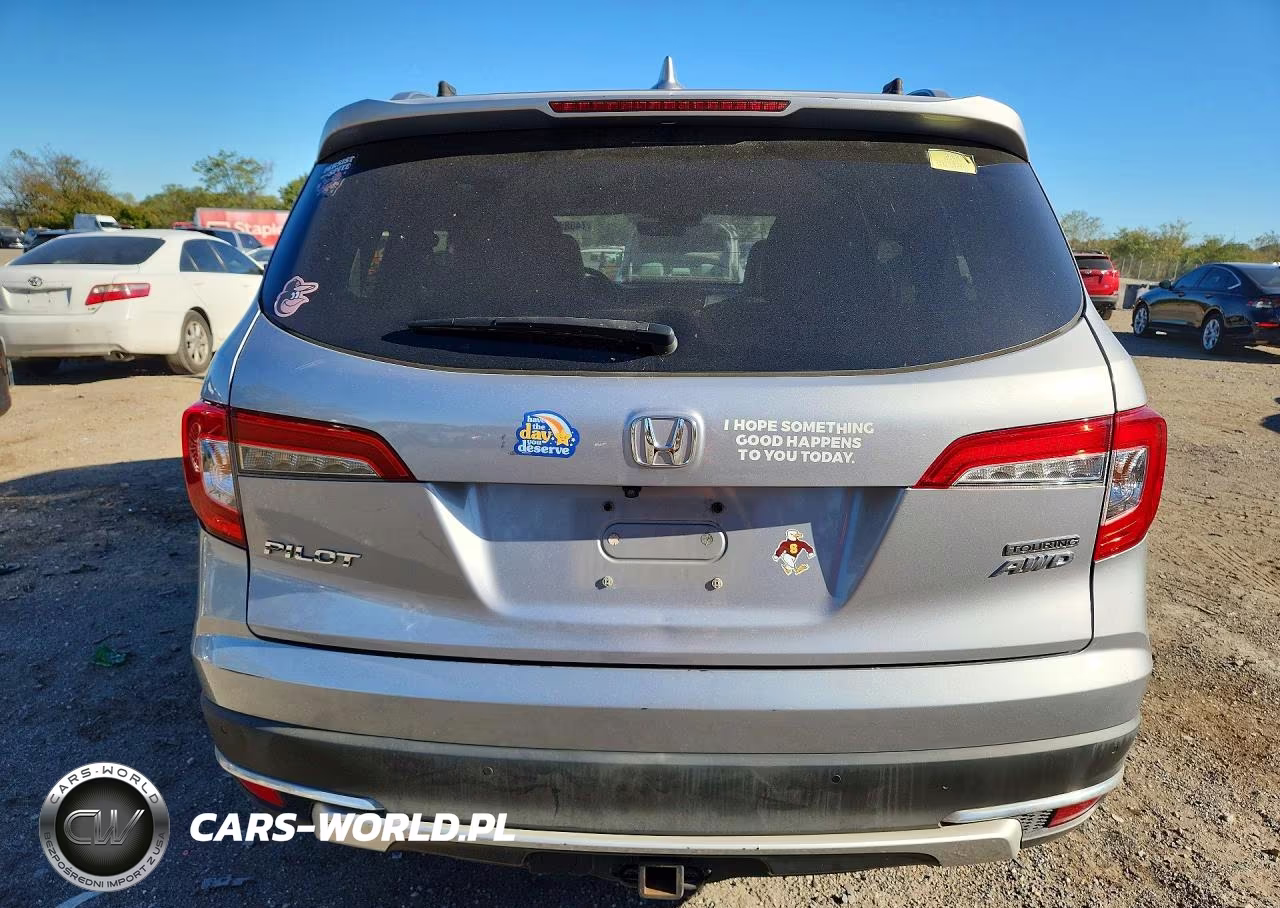 2019 Honda Pilot Touring VIN:5FNYF6H65KB001954 - 6