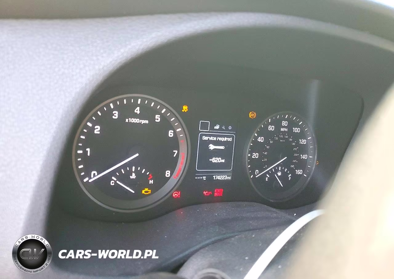 2016 Hyundai Tucson Se VIN:KM8J23A44GU130816 - 9