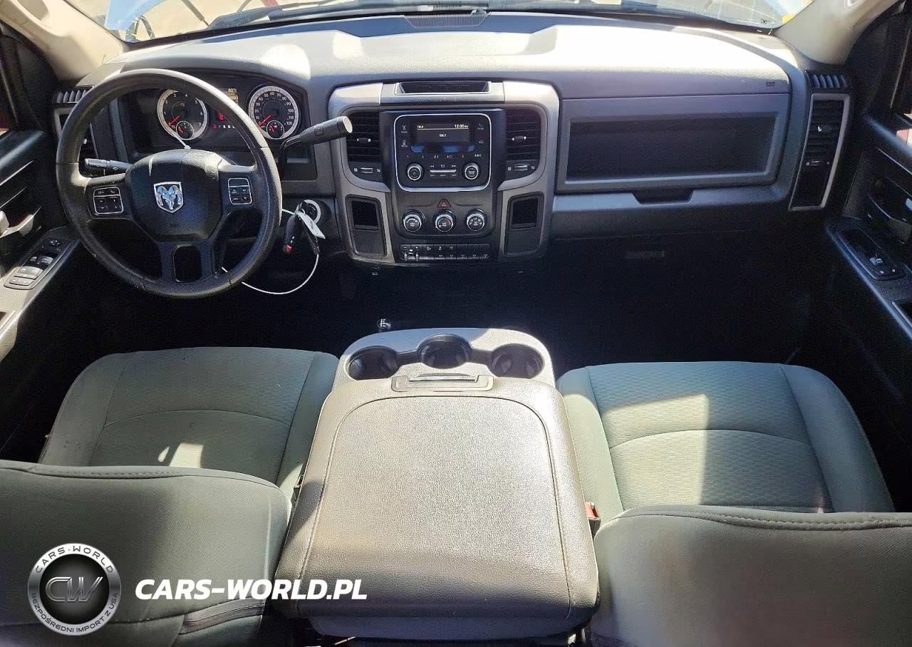 2018 Ram 2500 St VIN:3C6UR5CJ3JG326100 - 8