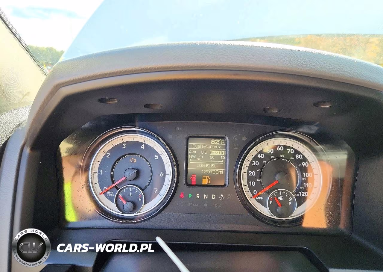 2018 Ram 2500 St VIN:3C6UR5CJ3JG326100 - 9