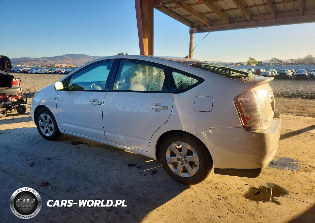 2008 Toyota Prius Base VIN:JTDKB20UX87707854 - 2