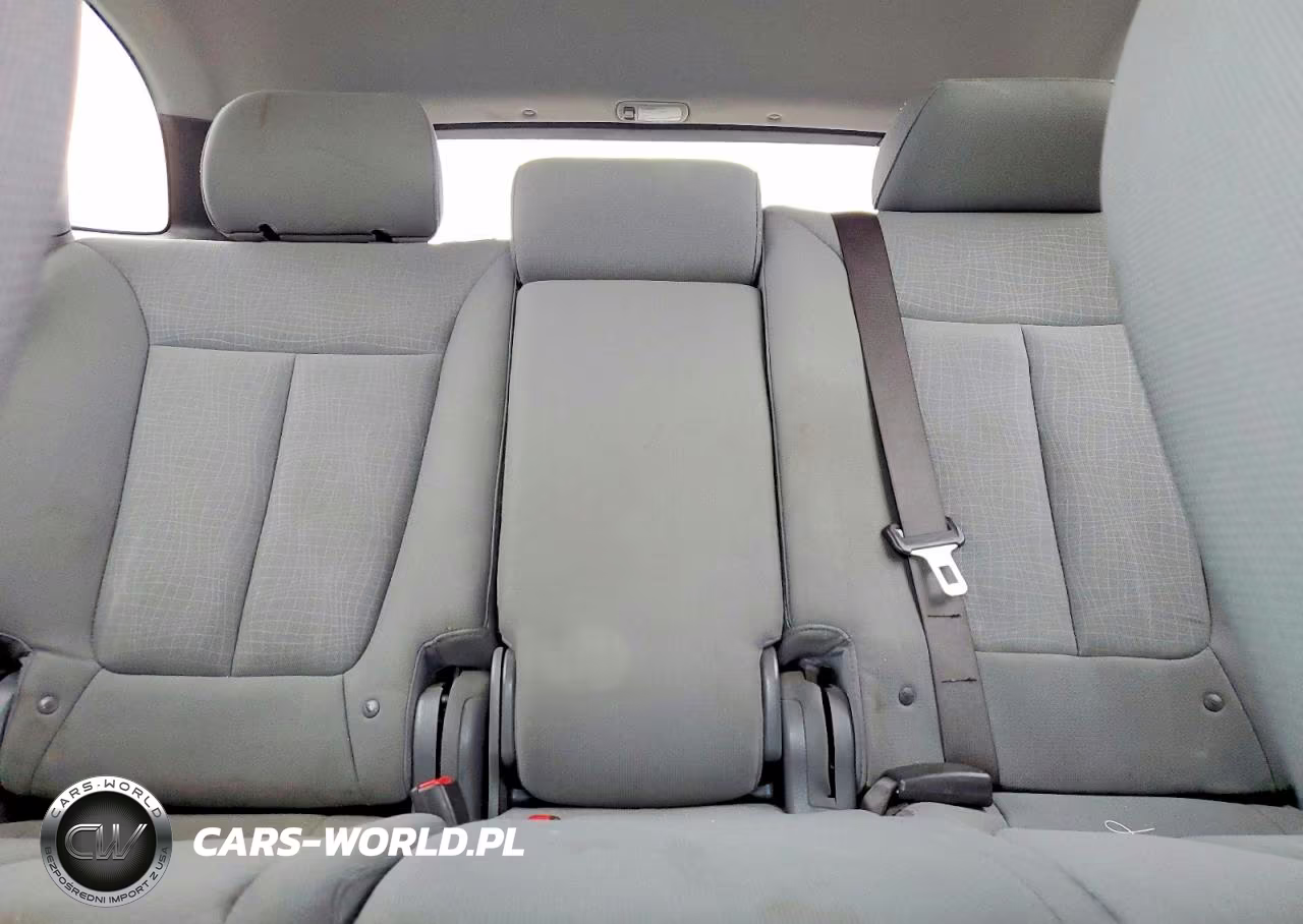 2011 Hyundai Santa Fe Gls VIN:5XYZG3AB4BG083952 - 10