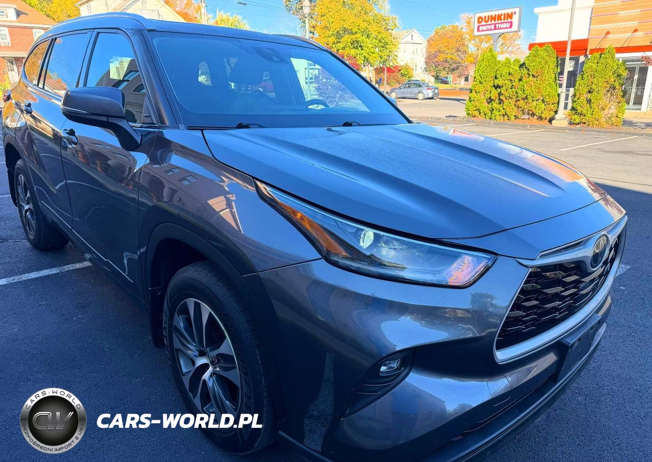 2021 Toyota Highlander Xle VIN:5TDGZRBH1MS557448 - 4