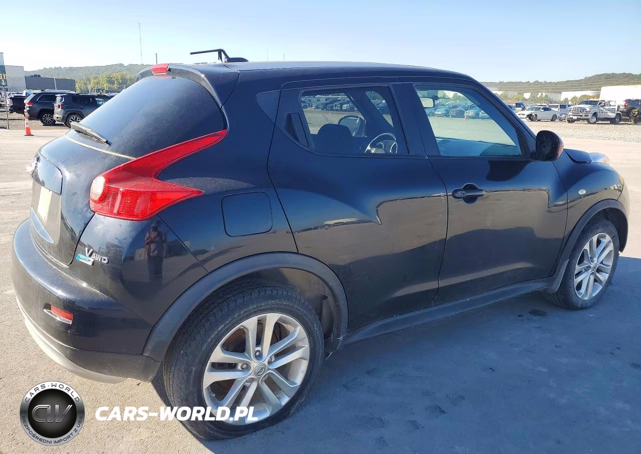 2013 Nissan Juke S VIN:JN8AF5MV2DT213546 - 3