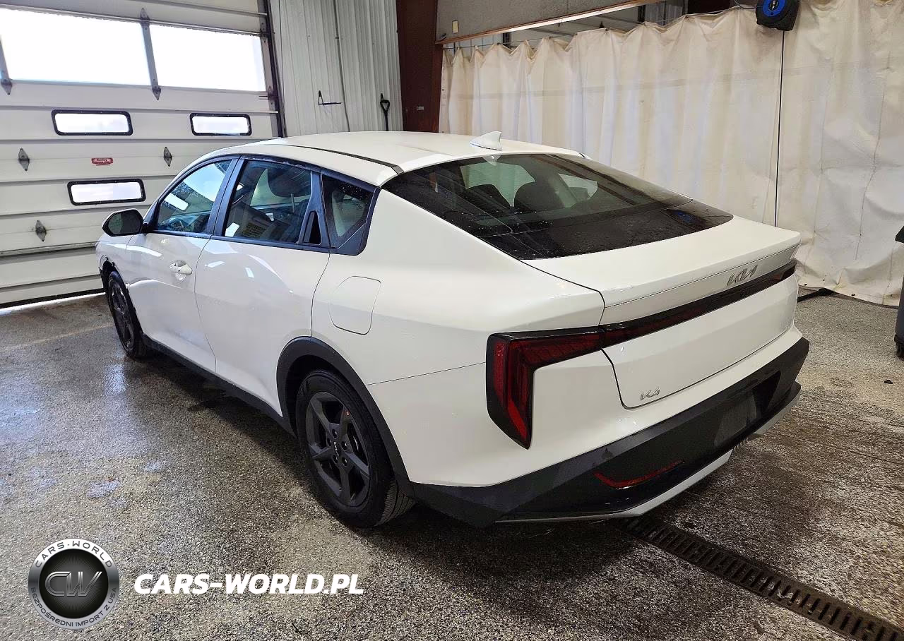 2025 Kia K4 Lxs VIN:3KPFT4DE5SE120580 - 2