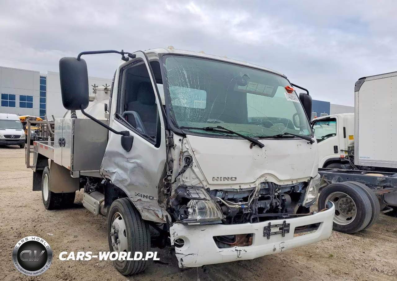 2020 Hino 195 Vacuum Truck