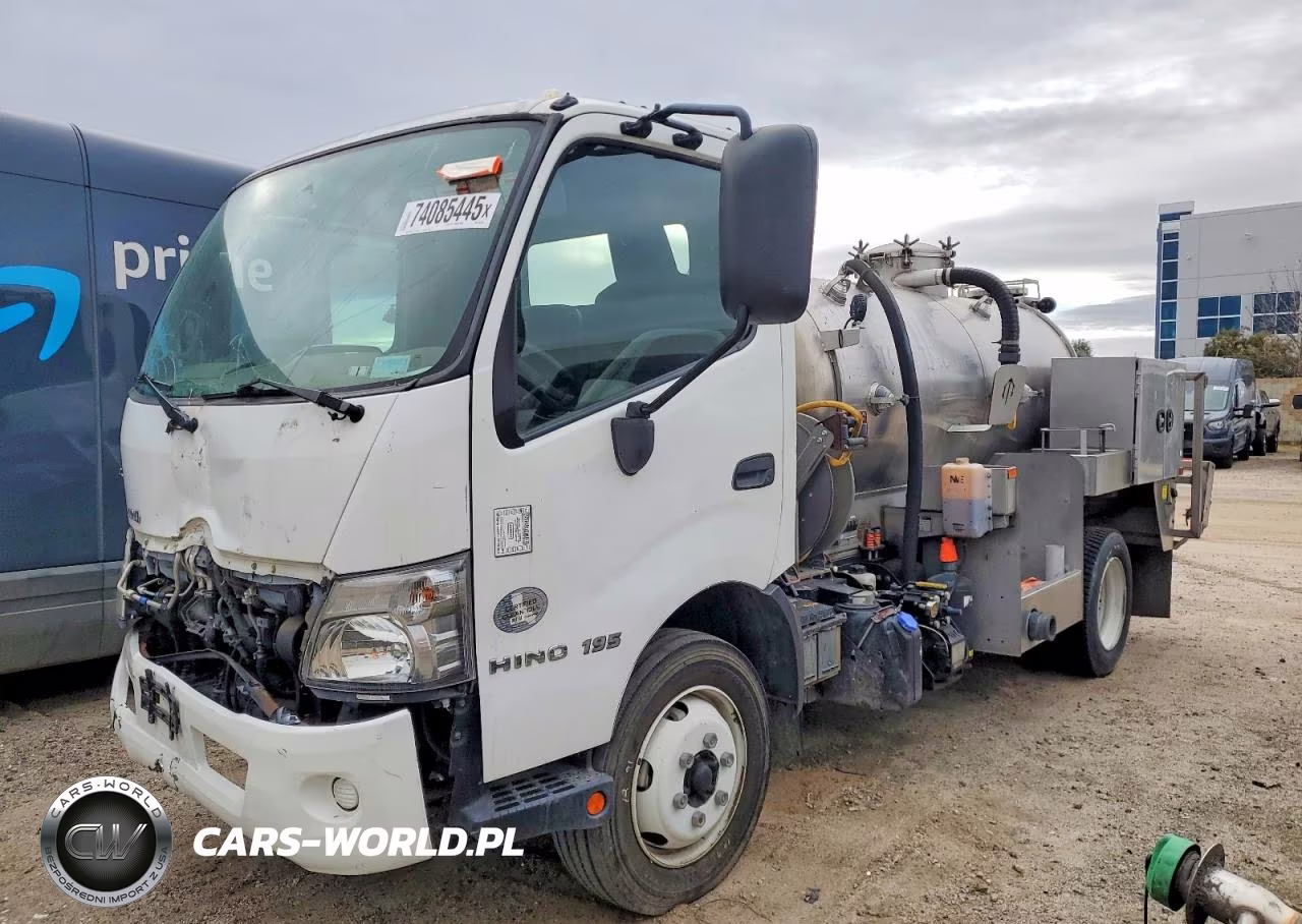 2020 Hino 195 Vacuum Truck VIN:JHHHDM2H3LK004793 - 2