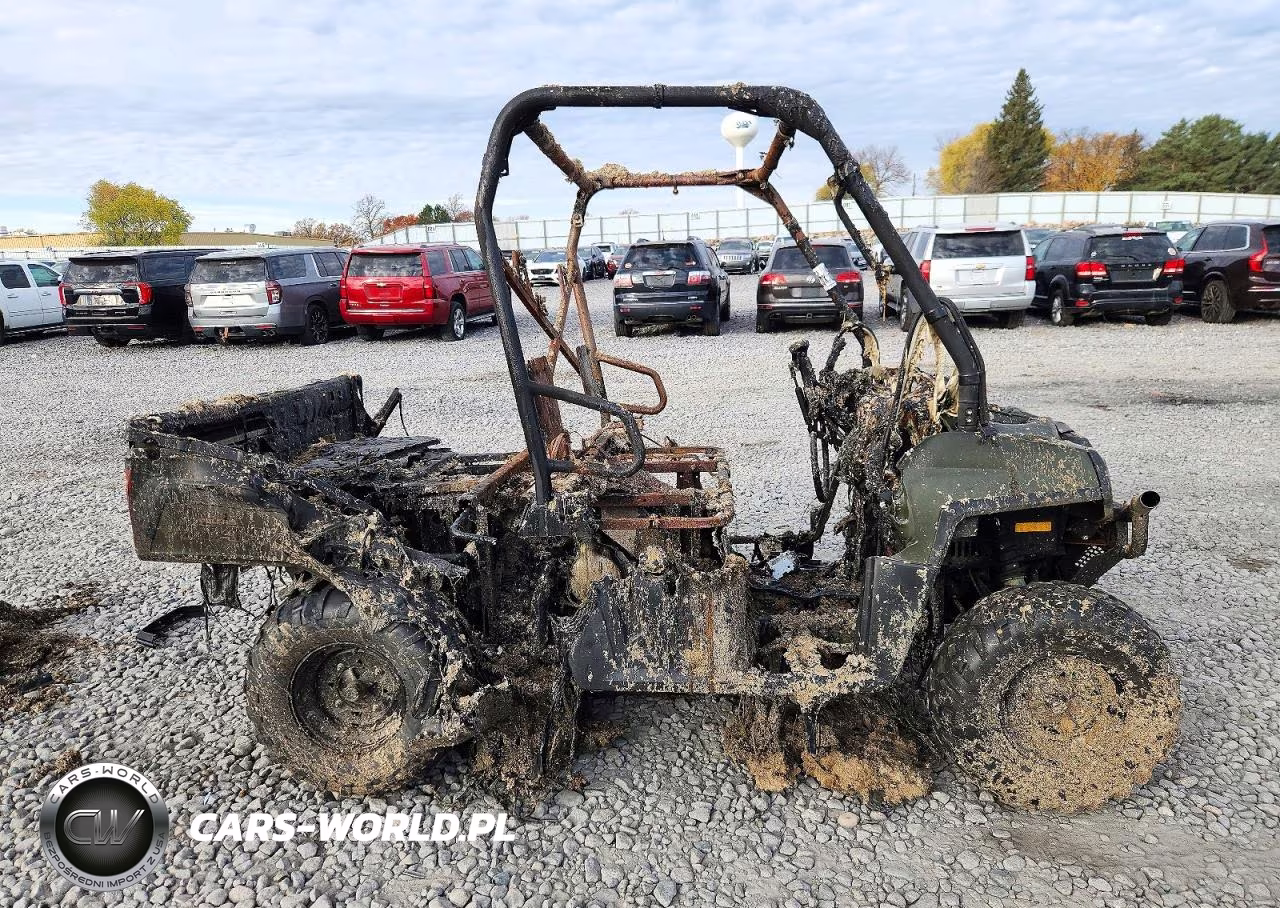 2014 Polaris Ranger 800 Xp VIN:4XATH76A5E2303700 - 9