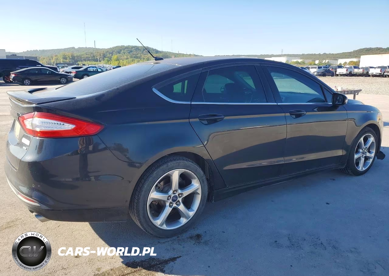 2014 Ford Fusion Se VIN:1FA6P0H72E5351886 - 3