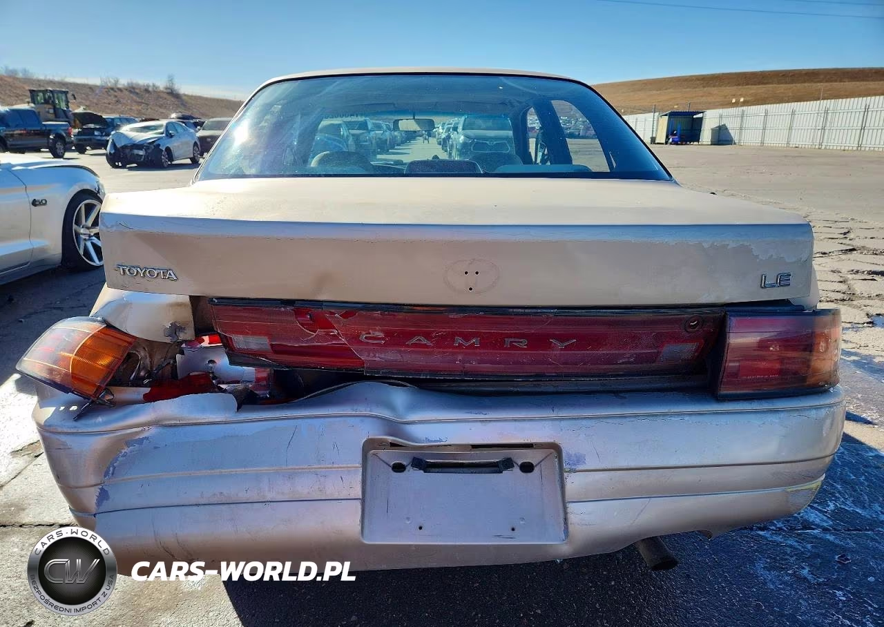 1994 Toyota Camry Le VIN:4T1SK12E7RU331032 - 6