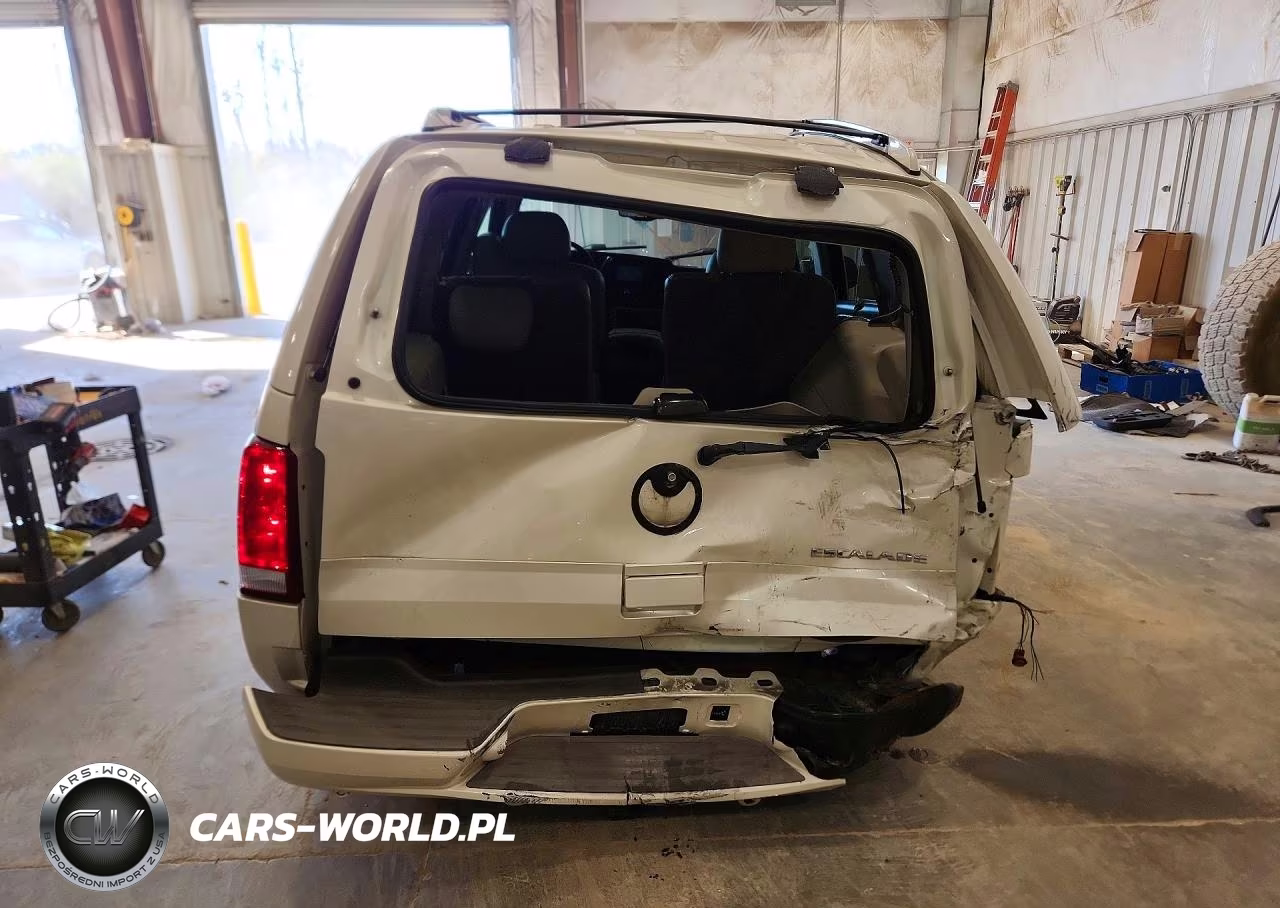 2005 Cadillac Escalade Luxury VIN:1GYEK63N95R267127 - 6