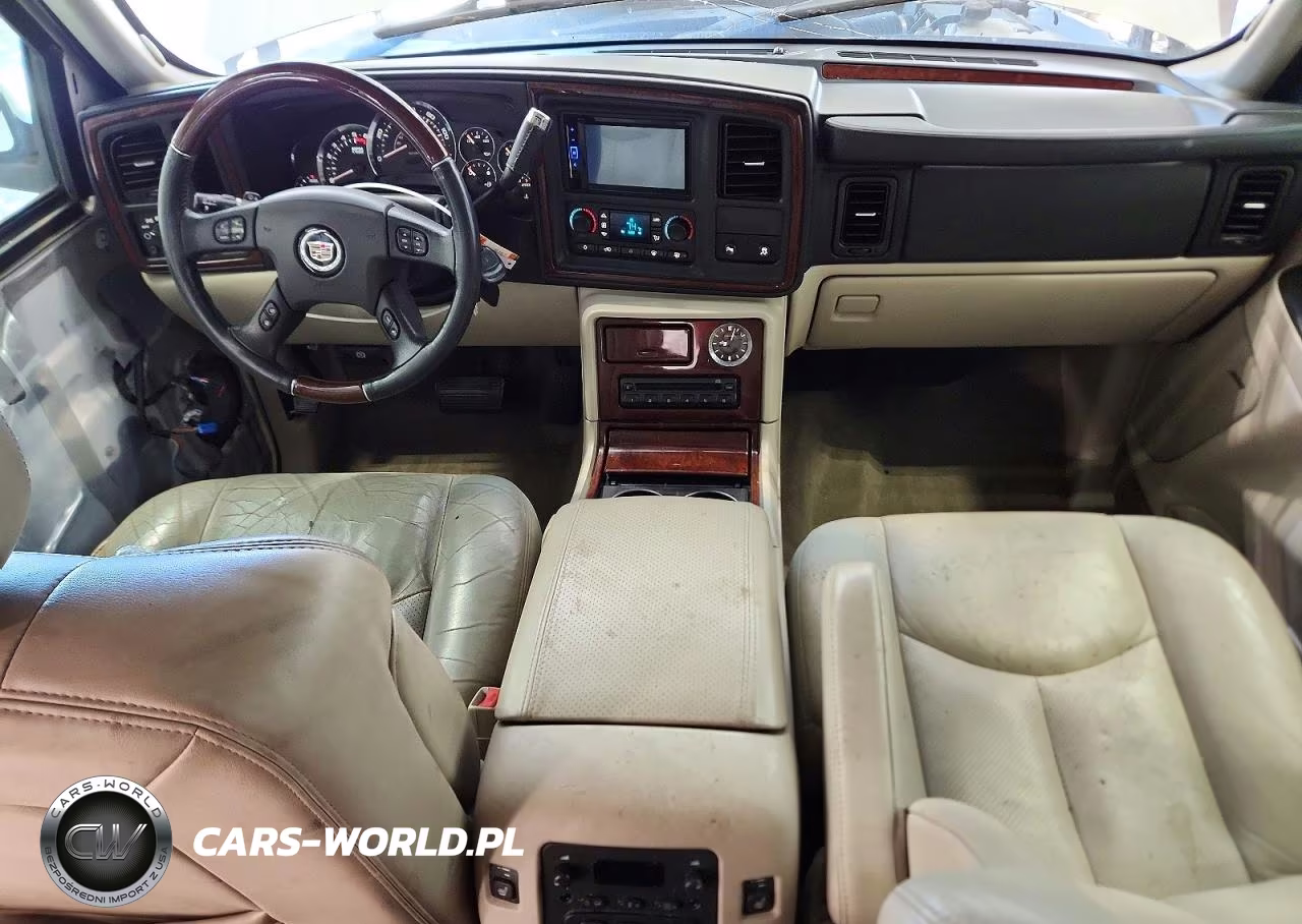 2005 Cadillac Escalade Luxury VIN:1GYEK63N95R267127 - 8