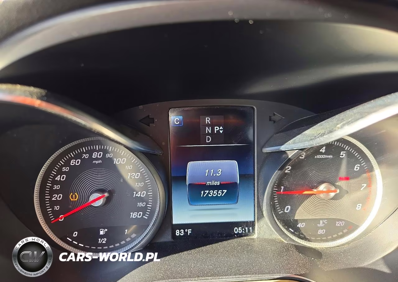 2017 Mercedes-Benz C 300 4Matic VIN:55SWF4KB7HU213828 - 9